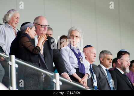 London, UK. 8. Mai 2016. bei der jüdischen Gemeinde Yom HaShoah UK nationalen Holocaust Memorial Erinnerung Gedenken Credit: Prixpics/Alamy Live-Nachrichten Stockfoto