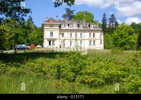 Französischer Wein Chateau Leon, Carignan, Bordelais. Frankreich. Stockfoto