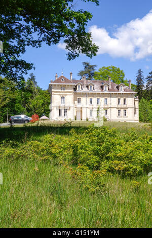 Französischer Wein Chateau Leon, Carignan, Bordelais. Frankreich. Stockfoto