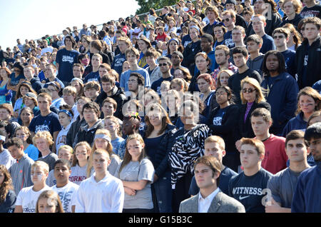 Menge bei einer Sportveranstaltung Stockfoto