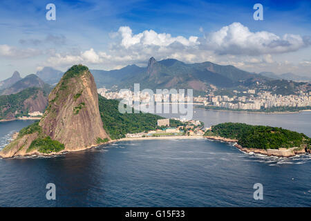 Sugar Loaf und Guanabara-Bucht, Rio De Janeiro, Brasilien, Südamerika Stockfoto