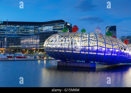 Webb Bridge in der Dämmerung, Melbourne, Victoria, Australien, Pazifik Stockfoto