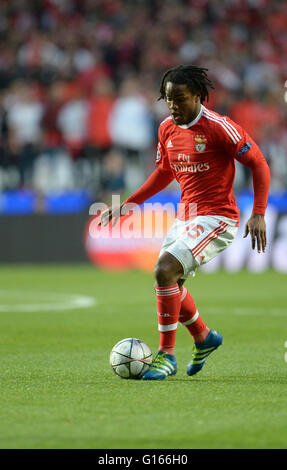 Lissabon, Portugal. 13. April 2016. Datei - Benificas Renato Sanches während der UEFA-Champions-League-Viertelfinale zweiten Bein Fußballspiel zwischen SL Benfica und FC Bayern München im Luz Stadium in Lissabon, Portugal, 13. April 2016. Foto: Andreas Gebert/Dpa/Alamy Live-Nachrichten Stockfoto