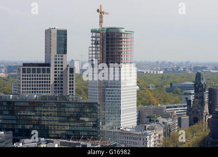 Blick auf die Innenstadt von Berlin, Deutschland, 3. Mai 2016. Foto: PAUL ZINKEN/dpa Stockfoto