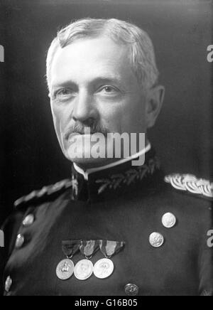 John Joseph "Black Jack" Pershing (13. September 1860 - 15. Juli 1948) war ein General-Offizier in der United States Army. West Point absolvierte er im Sommer 1886. Im Jahre 1892 er wurde zum Oberleutnant befördert und übernahm das Kommando über eine Truppe von der 10 t Stockfoto