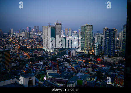 Philippinen, Manila, Makati suburban, anzeigen, Mandaluyong Stadt und Wolkenkratzer des Pasig City / PHILIPPINEN, Manila, Stadtteil Makati, Hochhaeuser, Blick Zu Mandaluyong City Und Pasig City Stockfoto