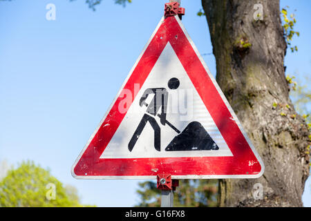 deutschen Verkehrs Schild/Vorsicht Baustellen Stockfoto