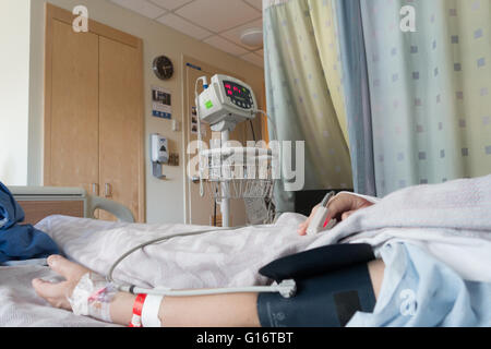 Krankenhaus-Patienten Herzfrequenz-Messgerät Stockfoto