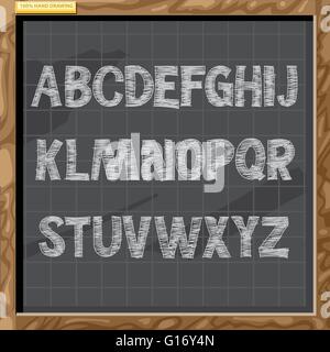 Handgezeichnete Alphabet in weißer Kreide-Stil auf einem braunen Brett mit Gitter, Großbuchstaben, digitale Vektor-Bild Stock Vektor