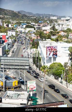 Mit Blick auf den Sunset Boulevard in West Hollywood, Kalifornien Stockfoto