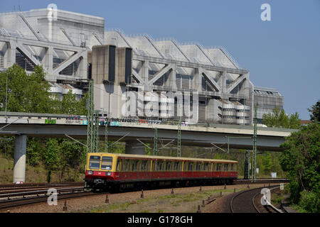 S-Bahn, ICC, Charlottenburg, Berlin, Deutschland / BIM, Internationales Congress Centrum Stockfoto