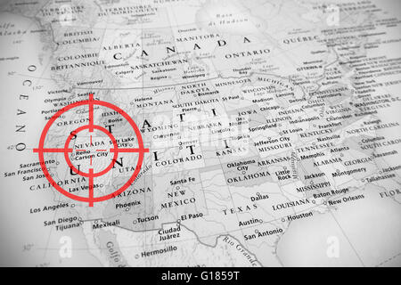 Rote aerial Target auf geneigten USA Map (Nevada), schwarz-weiß-Effekt Stockfoto