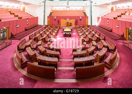 CANBERRA, Australien - 25. März 2016: Innenansicht des australischen Senats im Parliament House in Canberra, Australien Stockfoto