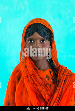 Porträt eines fern-Stamm-Mädchen mit geflochtenen Haaren, Afar-Region Semera, Äthiopien Stockfoto