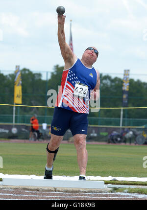 Orlando, Florida, USA. 10. Mai 2016. Israel Del Toro Jr. tritt im Kugelstoßen Veranstaltung bei den 2016 Invictus Games an den ESPN Wide World of Sports Complex in Orlando, Florida am 10. Mai 2016. Gegründet von Großbritanniens umfasst Prinz Harry, der fünftägige Multisport Fall für verwundete, verletzte oder kranke Armed Services Personal 500 Teilnehmer aus 14 Ländern. Bildnachweis: Paul Hennessy/Alamy Live-Nachrichten Stockfoto