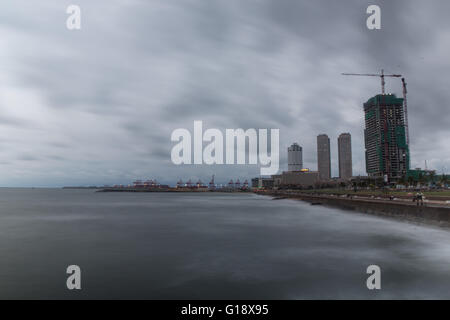 Colombo, Sri Lanka, 11. Mai 2016. trüben Abend in Colombo, Sri Lanka, die Starkregen vorausgegangen. Stockfoto