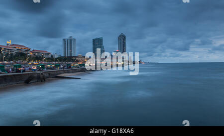 Colombo, Sri Lanka, 11. Mai 2016. trüben Abend in Colombo, Sri Lanka, die Starkregen vorausgegangen. Stockfoto