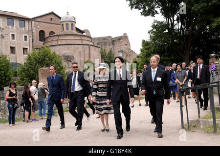 Rom 11. Mai 2016. Prinz und Prinzessin Akishino von Japan besuchen den Kaiserforen. Foto Samantha Zucchi Insidefoto Stockfoto