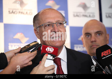 SAO PAULO, Brasilien - 11.05.2016: Graduierung 2811 Soldaten der SP PM - Pressekonferenz der Gouverneur Geraldo Alckmin nach der Abschlussfeier der 2.811 PM SP Soldaten im Anhembi Sambadrome statt. (Foto: Ricardo Moreira / FotoArena) Stockfoto