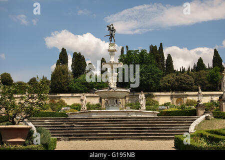 Villa di Castello (Villa Reale), in der Nähe von Florenz, Italien. Der Brunnen des Herkules und Antaeus, Tribolos und Ammannati (c1550) Stockfoto