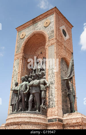 Denkmal der Republik, entworfen von Pietro Canonica, Taksim-Platz, Istanbul, Türkei Stockfoto