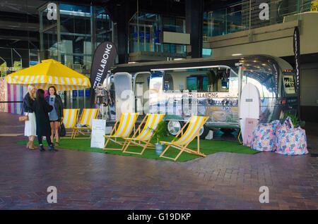 Sydney, Australien 29. August 2015: Start-und Landebahn am Wochenende ist eine zweitägige Mode über den 29.-30. August auf der Overseas Passenger Terminal in Circular Quay, Sydney zeigen. Die Show bietet eine Vielzahl von Marken wie Cleo, Billabong, Cosmo, Revlon, Holdon, Elle und vieles mehr Stockfoto