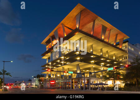 1111 LINCOLN ROAD MULTI LEVEL PARKPLATZ GARAGE (© HERZOG & DE MEURON 2010) SOUTH BEACH MIAMI BEACH FLORIDA USA Stockfoto