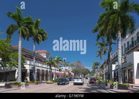FIFTH AVENUE SOUTH NAPLES FLORIDA USA Stockfoto