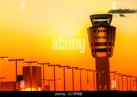 Luft Verkehr Kontrollturm, Skyharbor Flughafen Phoenix, Arizona, USA Stockfoto