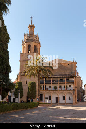 Die Kirche Santa Maria la Mayor, Ronda, Andalusien Spanien Stockfoto