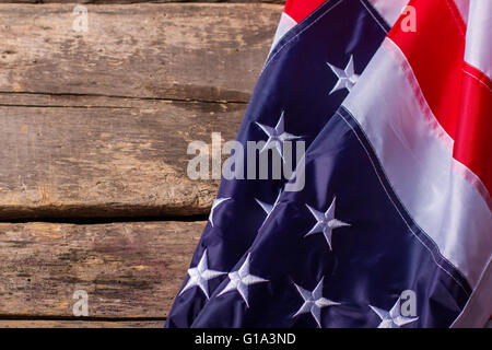 USA-Flagge auf hölzernen Hintergrund. Stockfoto