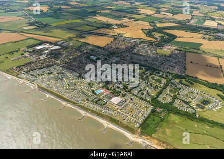 Eine Luftaufnahme des küstennahen Dorf von Hopton-sur-mer und Norfolk Umland Stockfoto