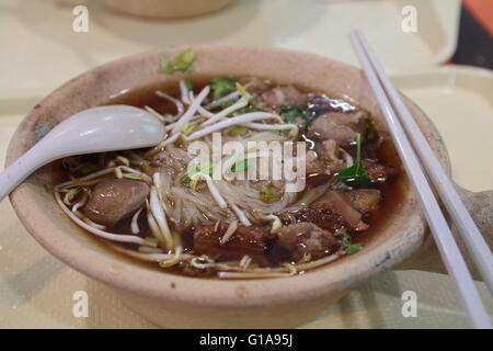 Thai-Stil geschmortes Rindfleisch Nudelsuppe Stockfoto