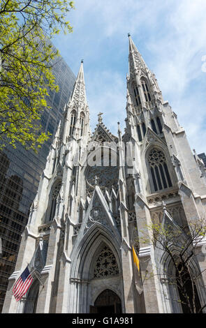 St. Patricks Kathedrale auf der Fifth Avenue in New York City Stockfoto