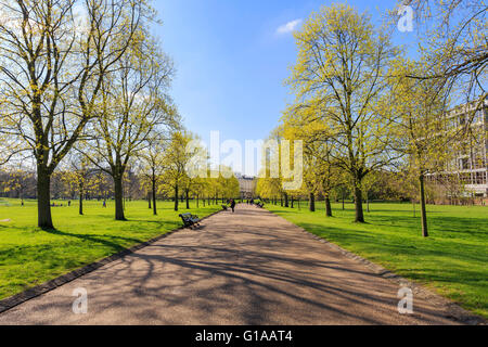 Schöne Landschaft nahe Hyde Park, London, Vereinigtes Königreich Stockfoto