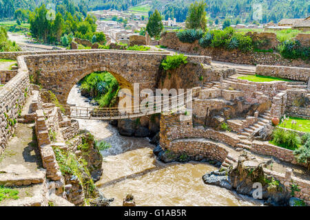 Prä-Inka-Leder-Hängebrücke am Checacupe in Cusco, peru Stockfoto