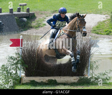 Mitsubishi Motors Badminton H/T C/C Tag 3 2016 Zara Tindall (GB) auf High Königreich beim Langlauf auf der Wasser-Komplex Stockfoto