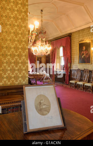 Porträt von Charles Dickens. Die lange Galerie. Rockingham Castle. Leicestershire. England. UK Stockfoto