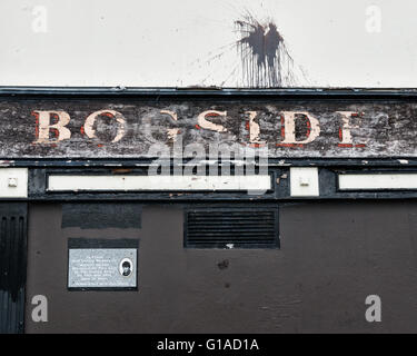 Gedenktafel für Manus deery an der Bogside Inn. Derry Londonderry. Nordirland. UK. Europa Stockfoto