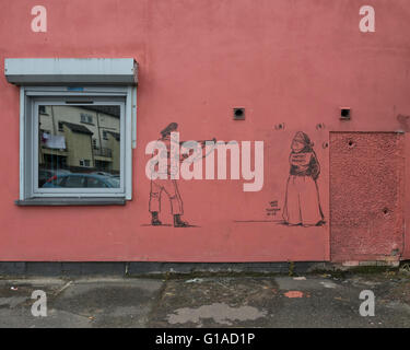 Wandbild auf das Museum of Free Derry. Derry Londonderry. Nordirland. VEREINIGTES KÖNIGREICH. Europa Stockfoto