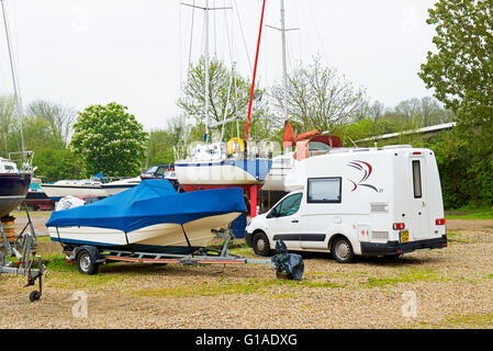 Romahome 25 geparkt auf Tollesbury Camping Marina in der Nähe von Maldon, Essex, England UK Stockfoto