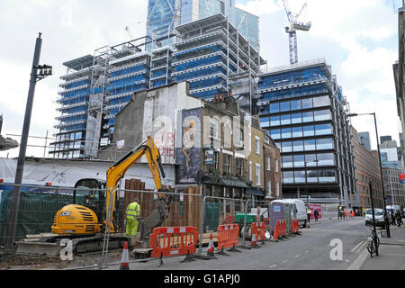 "Luxus Apartments die Bühne" im Bau auf Shakespeares Theater Vorhang auf Vorhang Road Shoreditch im Osten von London EC2 KATHY DEWITT Stockfoto