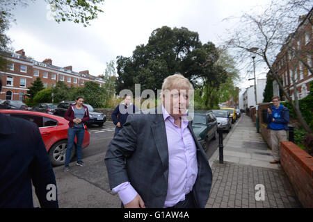 BORIS JOHNSON trifft TIM MARTIN am Tag der Brexit Ankündigung, Boris wird nach einer Reihe von Spenden von Tim Martin an die konservative Partei Premierminister Stockfoto