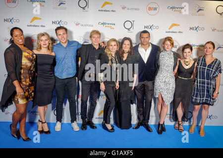 Sydney, Australien. 11. Mai 2016. Finalisten Shareena Clanton, Georgia Flut, Harley Bonner, Sean Keenan, Sally Bell, Kate Ledger, Meyne Wyatt, Sara West, Chloe Bayliss, Brenton Thwaites Line-up nach der Australier im Film Bekanntgabe der Nominierten für den jährlichen Heath Ledger Stipendium für das Jahr 2016. Bildnachweis: Hugh Peterswald/Pacific Press/Alamy Live-Nachrichten Stockfoto