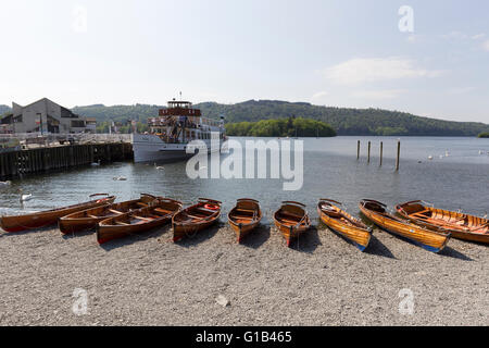 Lake Windermere 12. Mai 2016 UK Wetter. Sonnigen Tag am Lake Windermere in Bowness Bay Credit: Gordon Shoosmith/Alamy Live News Stockfoto