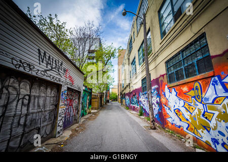 Graffiti in einer Gasse in den Fashion District, Toronto, Ontario. Stockfoto