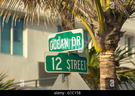 STRAßE ZEICHEN OCEAN DRIVE SOUTH BEACH MIAMI BEACH FLORIDA USA Stockfoto