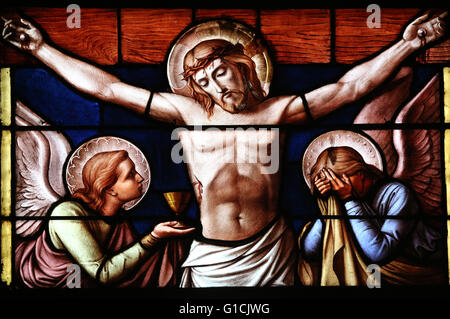 Basilika Notre-Dame von Genf. Glasmalerei-Fenster. Die Passion Jesu Christi.  Genf. Schweiz. Stockfoto