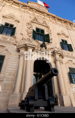 Die barocke Fassade der Auberge De Castille in Valletta. Stockfoto