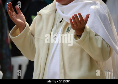 Heiligtum der Benite La Fontaine. Katholische Messe.  Das Gebet des Herrn.  La Roche-Sur-Foron. Frankreich. Stockfoto